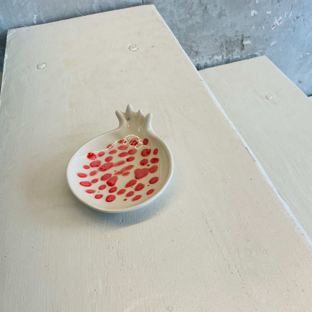 Pomegranate plate by Lubloy